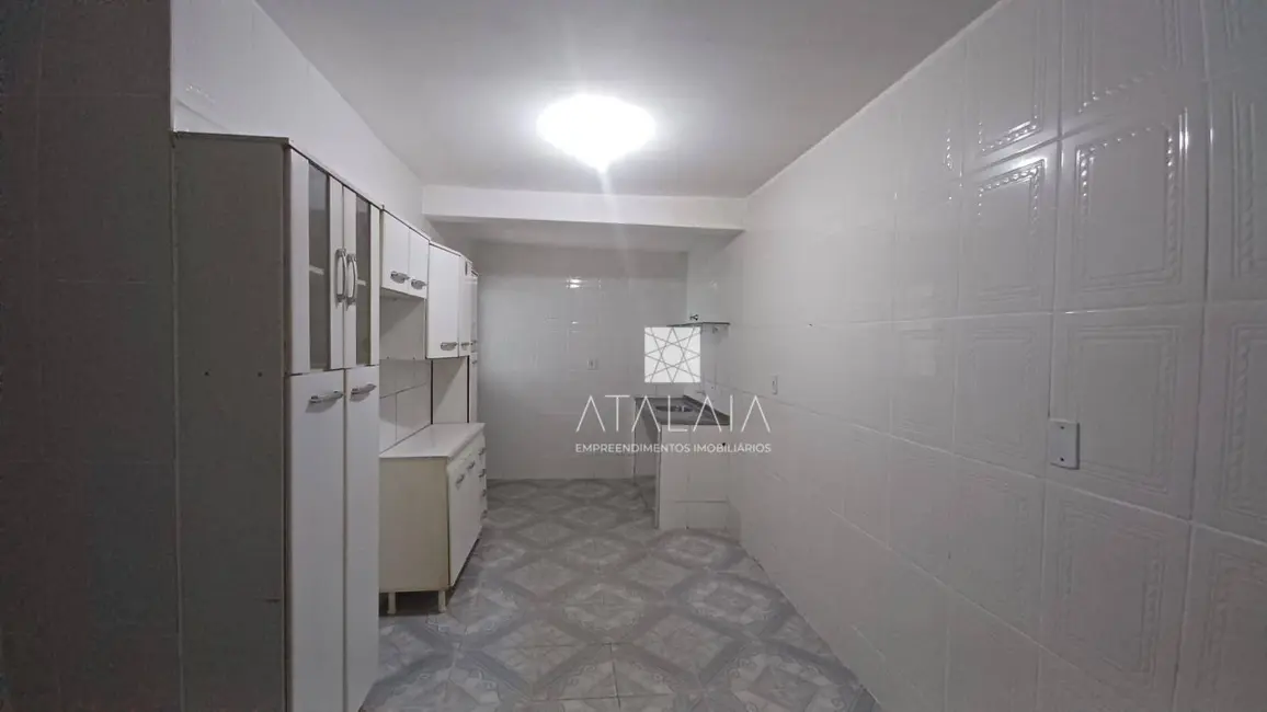 Casa com 3 quartos à venda, 108m2 em Taguatinga - DF - imagem 4 Foto 4 de Casa com 3 quartos à venda, 108m2 em Taguatinga - DF