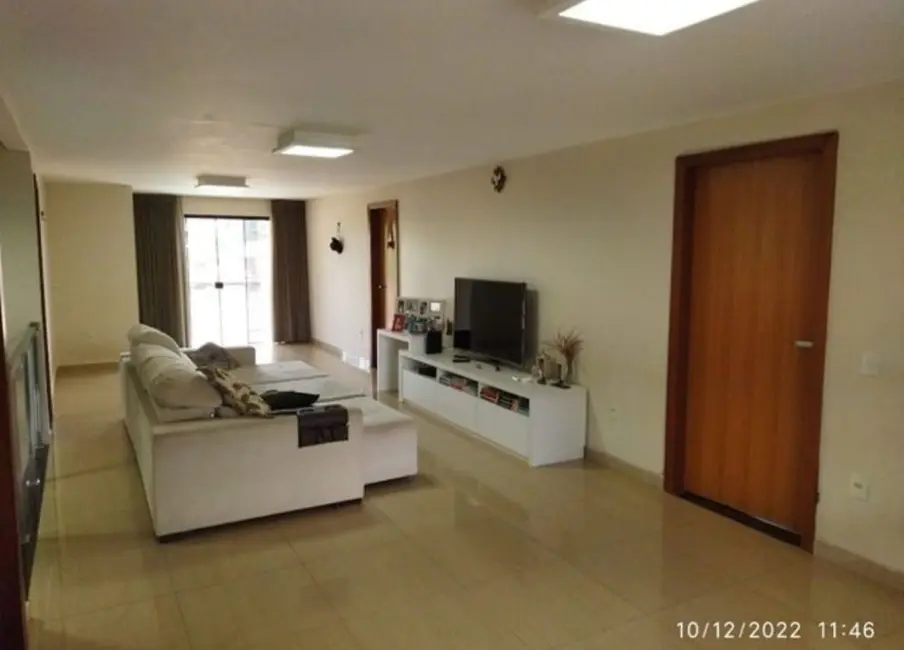 Foto 2 de Casa com 7 quartos à venda, 805m2 em Brasilia - DF