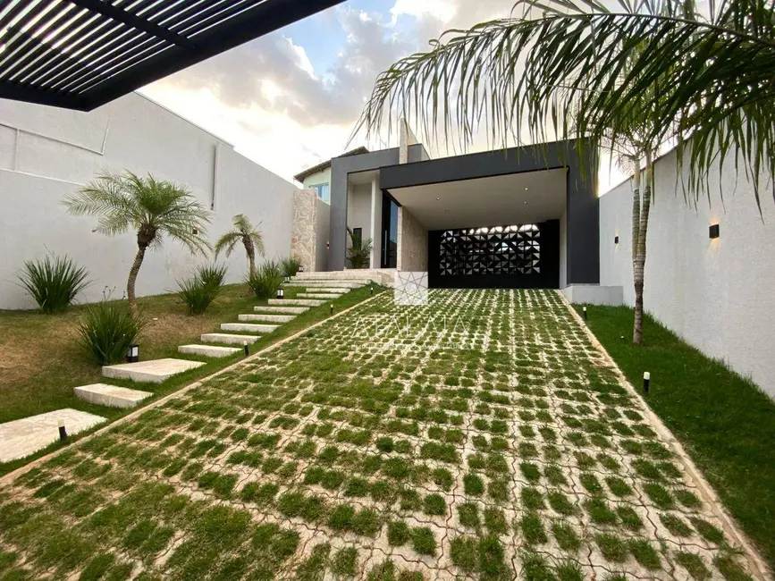 Foto 2 de Casa com 4 quartos à venda e para alugar, 400m2 em Brasilia - DF