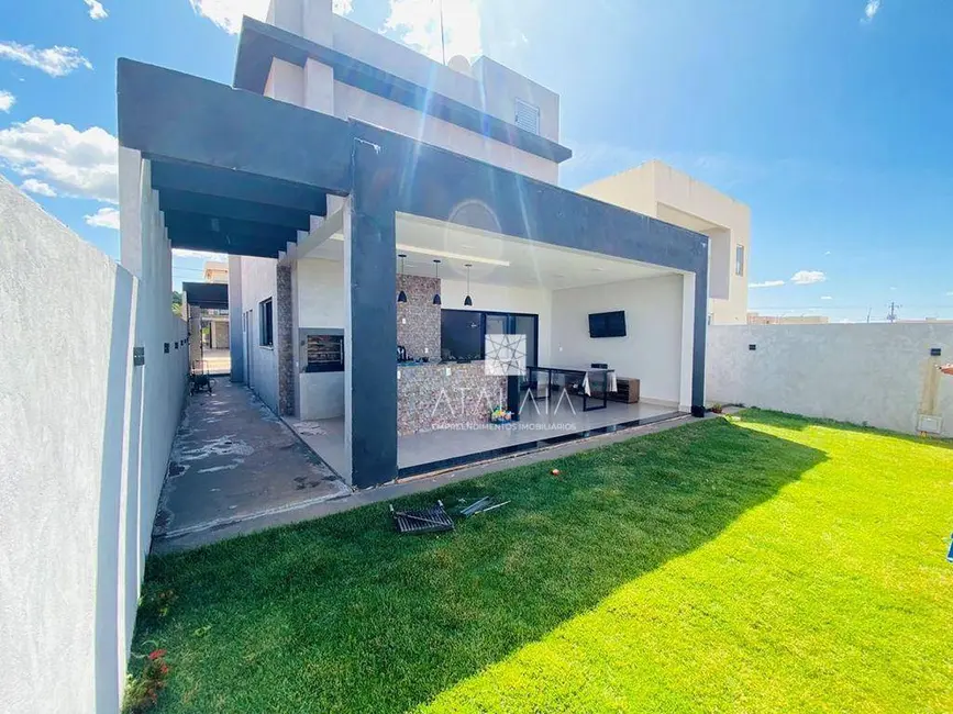 Foto 4 de Casa com 4 quartos à venda, 250m2 em Centro, Cidade Ocidental - GO