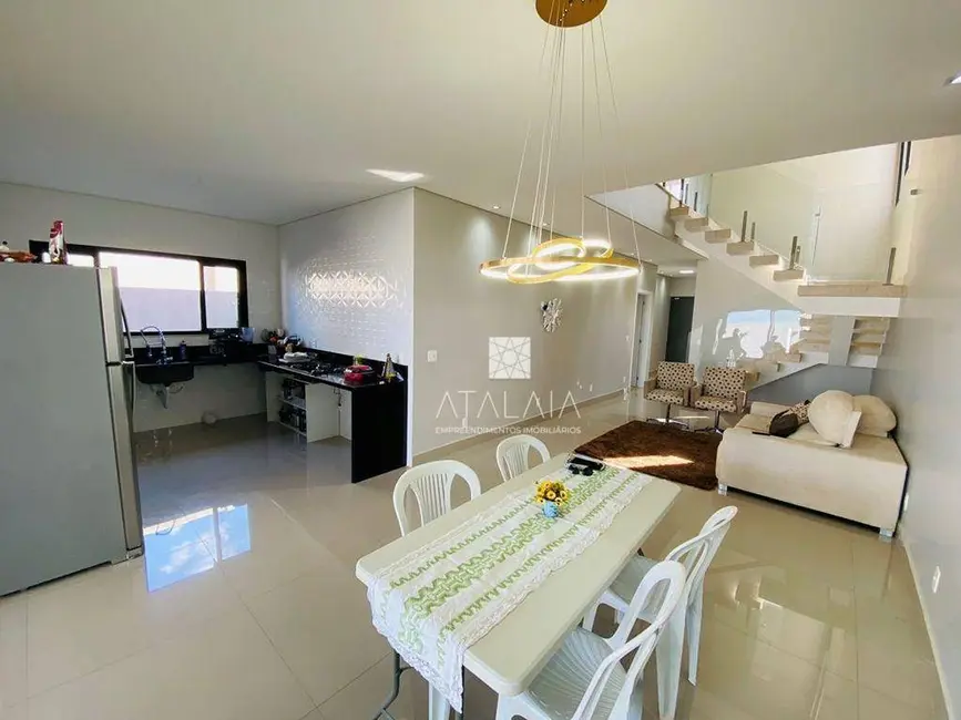 Foto 9 de Casa com 4 quartos à venda, 250m2 em Centro, Cidade Ocidental - GO