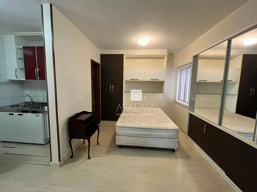 Kitnet com 1 quarto à venda, 28m2 em Brasilia - DF - imagem 3 Foto 3 de Kitnet com 1 quarto à venda, 28m2 em Brasilia - DF