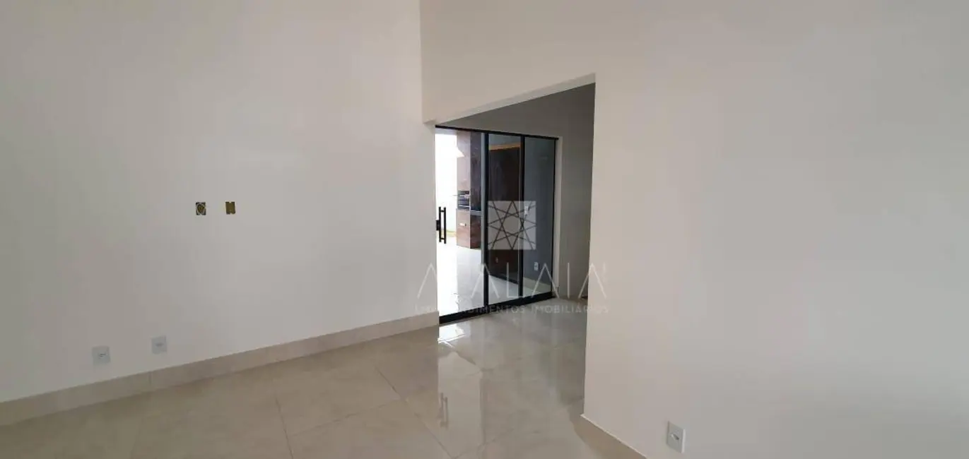 Foto 7 de Casa com 3 quartos à venda, 330m2 em Taguatinga - DF