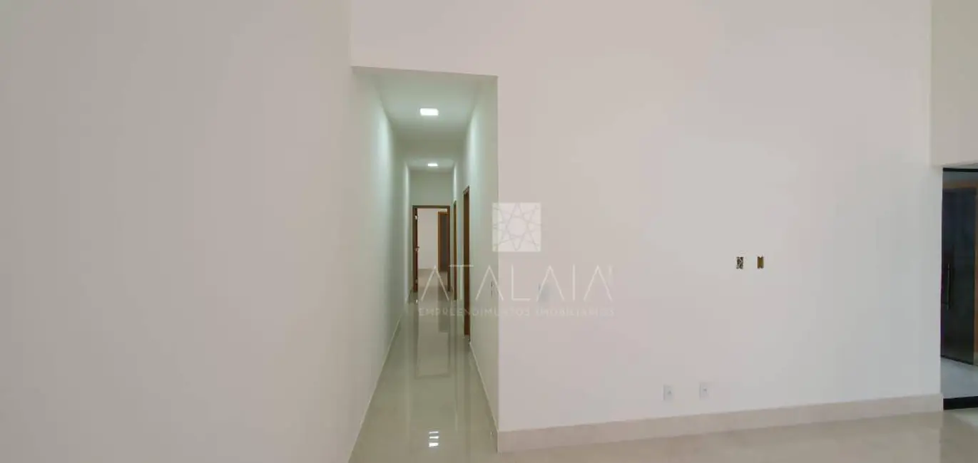 Foto 6 de Casa com 3 quartos à venda, 330m2 em Taguatinga - DF