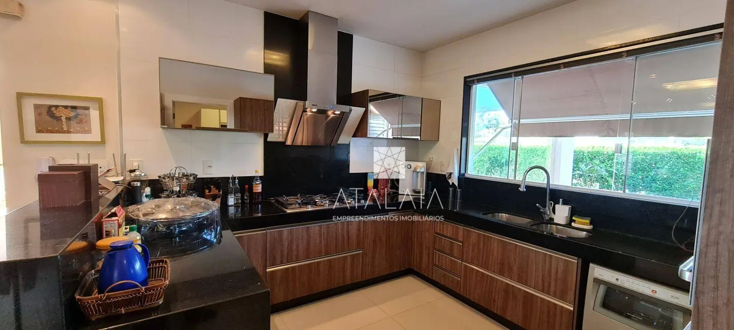 Foto 6 de Casa com 4 quartos à venda, 530m2 em Park Way, Brasilia - DF