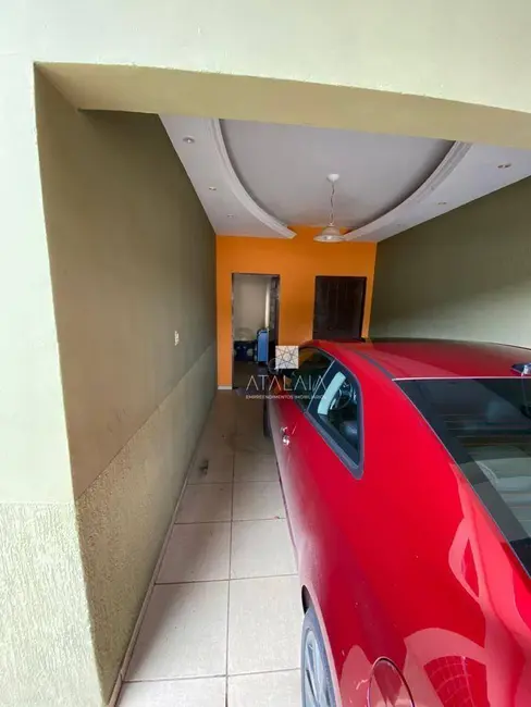 Sobrado com 5 quartos à venda, 220m2 em Taguatinga - DF - imagem 7 Foto 7 de Sobrado com 5 quartos à venda, 220m2 em Taguatinga - DF