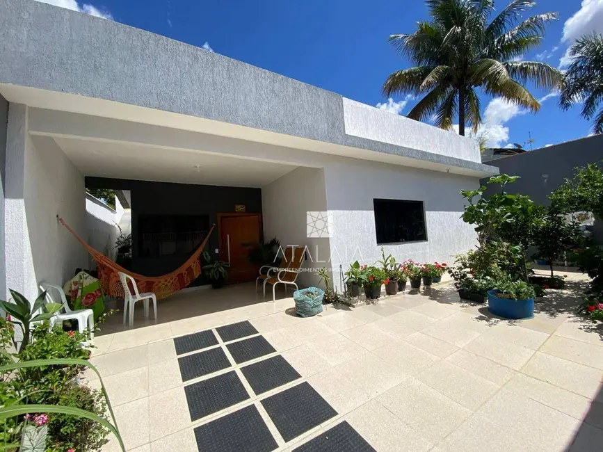 Foto 1 de Casa de Condomínio com 3 quartos à venda, 200m2 em Brasilia - DF