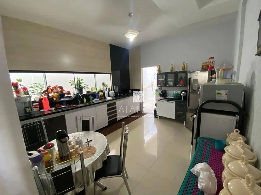 Foto 7 de Casa de Condomínio com 3 quartos à venda, 200m2 em Brasilia - DF