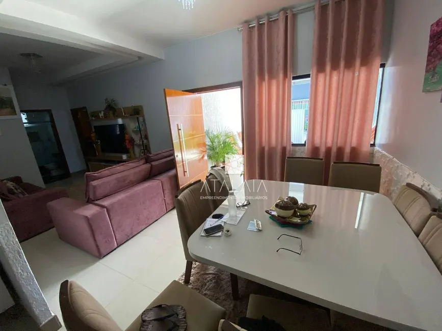 Foto 2 de Casa de Condomínio com 3 quartos à venda, 200m2 em Brasilia - DF