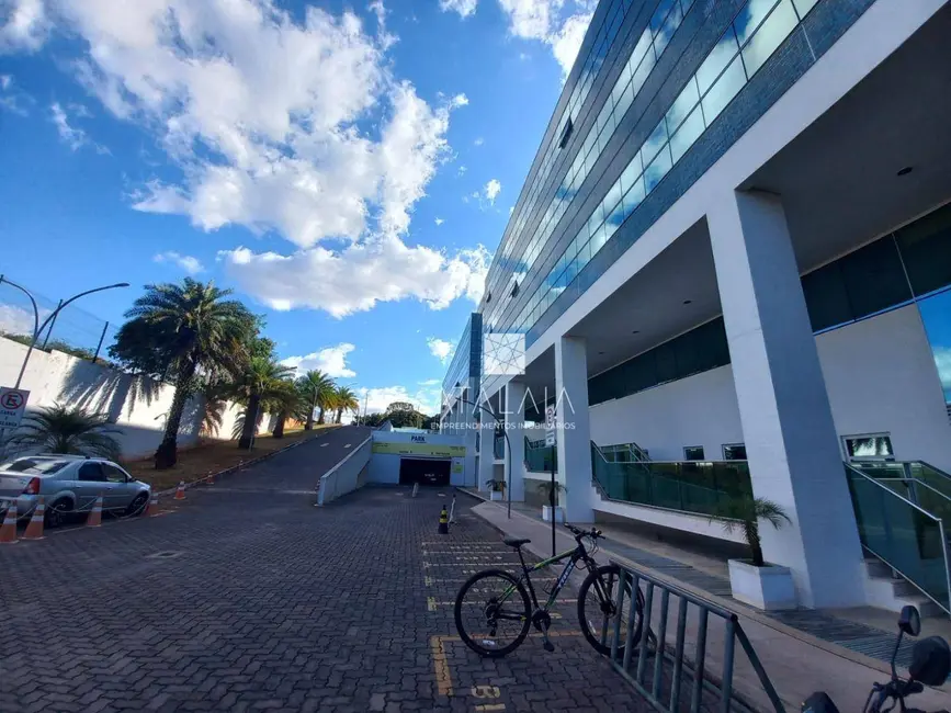 Sala Comercial para alugar, 196m2 em Asa Norte, Brasilia - DF - imagem 3 Foto 3 de Sala Comercial para alugar, 196m2 em Asa Norte, Brasilia - DF