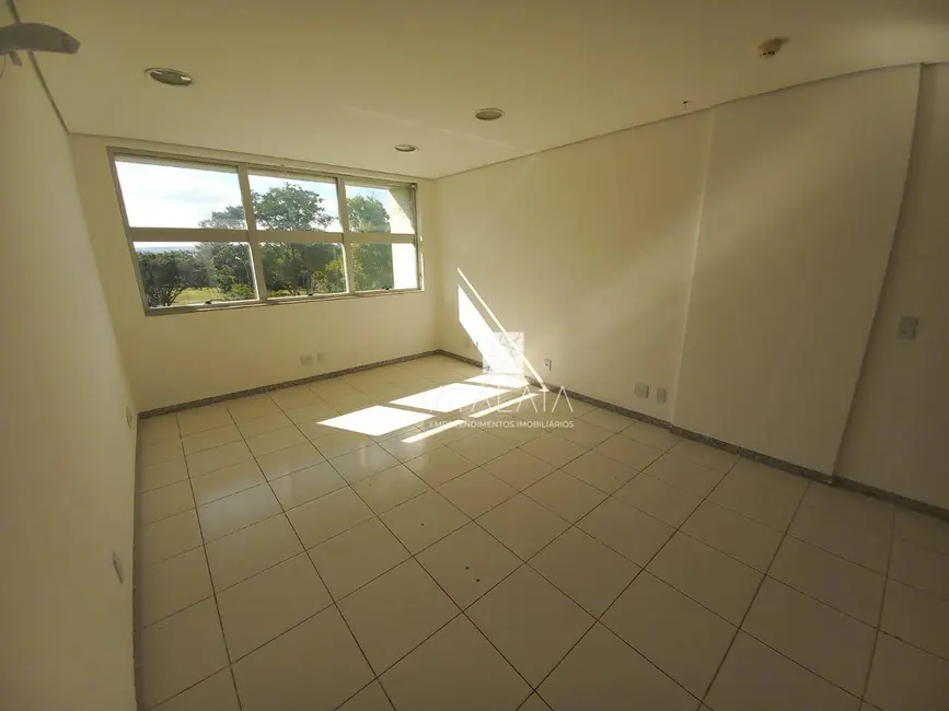 Foto 2 de Sala Comercial para alugar, 30m2 em Asa Norte, Brasilia - DF