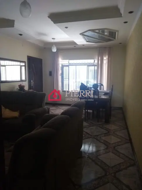 Foto 2 de Sobrado com 3 quartos à venda, 180m2 em Parque Maria Domitila, São Paulo - SP