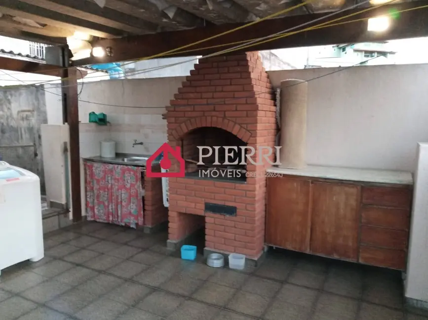 Sobrado com 3 quartos à venda, 195m2 em Jardim Jaraguá (São Domingos), São Paulo - SP - imagem 2 Foto 2 de Sobrado com 3 quartos à venda, 195m2 em Jardim Jaraguá (São Domingos), São Paulo - SP