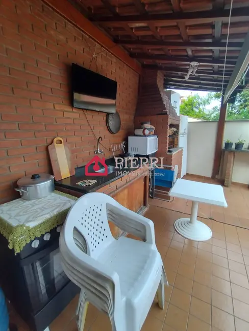 Foto 6 de Casa com 3 quartos à venda, 210m2 em Parque São Domingos, São Paulo - SP