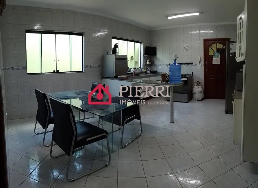 Sobrado com 3 quartos à venda, 152m2 em Jardim Regina, São Paulo - SP - imagem 4 Foto 4 de Sobrado com 3 quartos à venda, 152m2 em Jardim Regina, São Paulo - SP