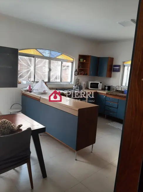 Foto 3 de Casa com 3 quartos à venda, 213m2 em São Paulo - SP