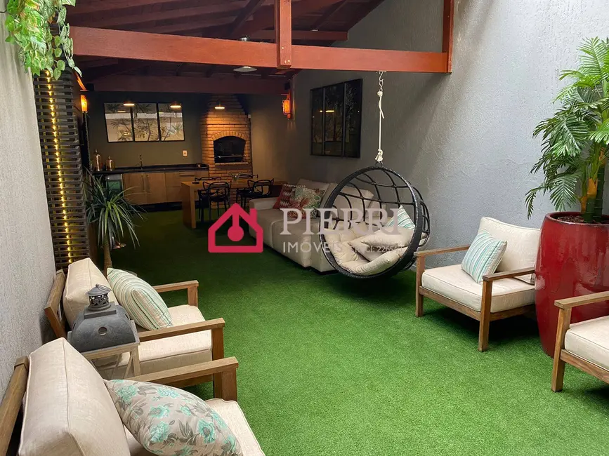 Sobrado com 3 quartos à venda, 176m2 em Parque São Domingos, São Paulo - SP - imagem 3 Foto 3 de Sobrado com 3 quartos à venda, 176m2 em Parque São Domingos, São Paulo - SP