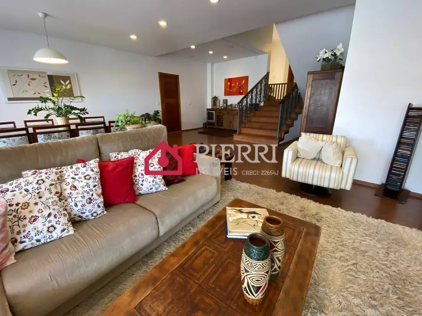 Casa com 3 quartos à venda, 444m2 em Sumaré, São Paulo - SP - imagem 5 Foto 5 de Casa com 3 quartos à venda, 444m2 em Sumaré, São Paulo - SP