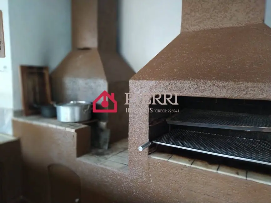 Foto 8 de Casa com 5 quartos à venda, 2000m2 em Três Montanhas, Osasco - SP