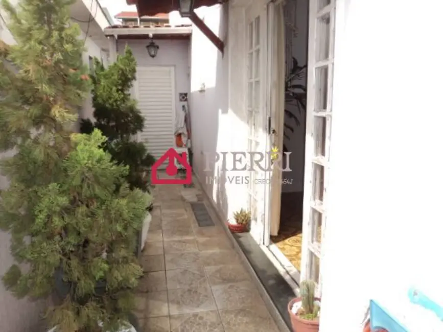 Sobrado com 3 quartos à venda, 180m2 em Parque Maria Domitila, São Paulo - SP - imagem 4 Foto 4 de Sobrado com 3 quartos à venda, 180m2 em Parque Maria Domitila, São Paulo - SP