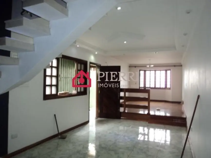 Foto 2 de Casa com 3 quartos à venda, 180m2 em Parque São Domingos, São Paulo - SP