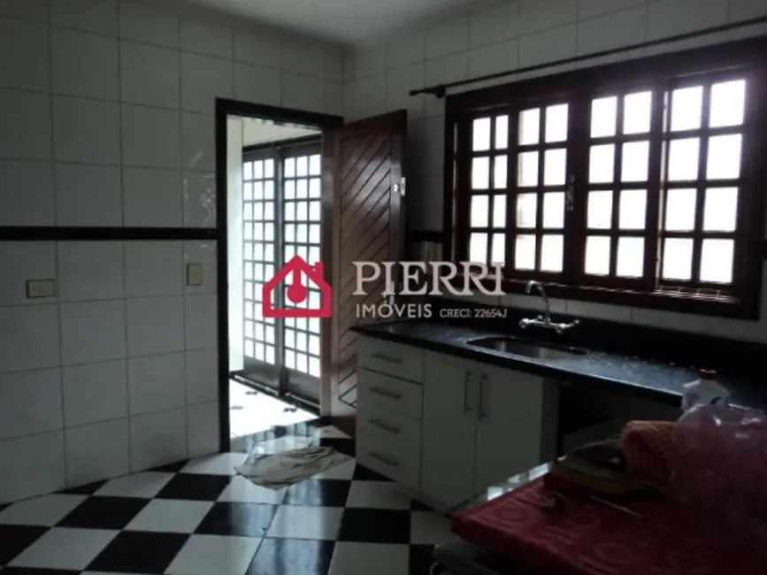 Foto 8 de Casa com 3 quartos à venda, 180m2 em Parque São Domingos, São Paulo - SP