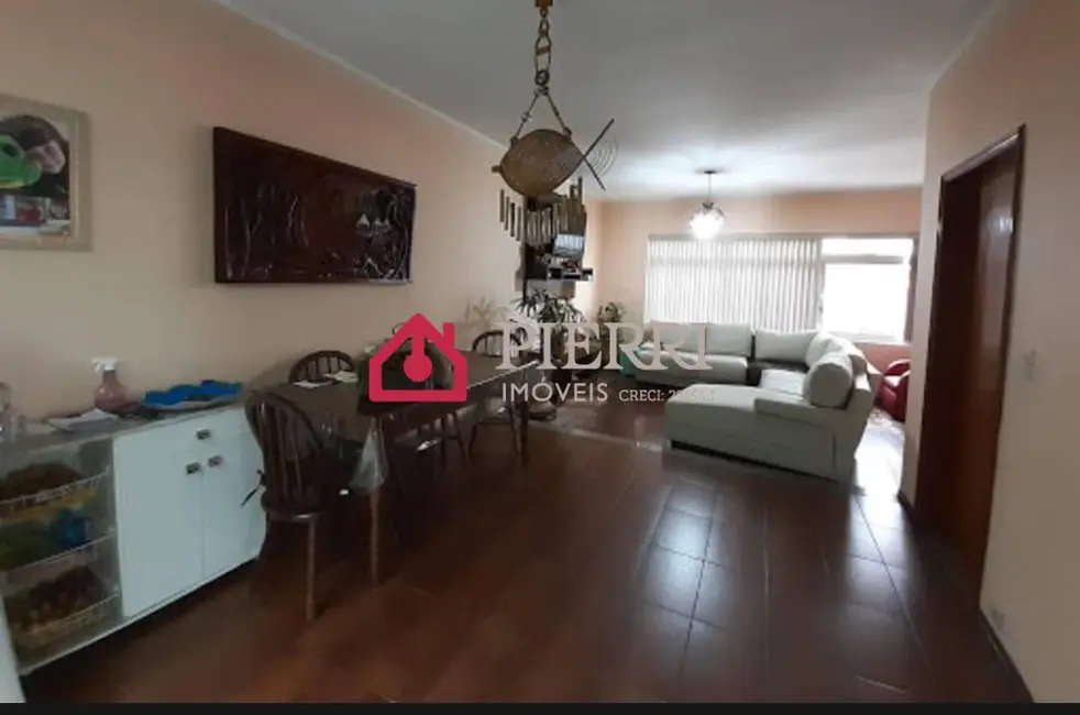 Foto 3 de Casa com 4 quartos à venda, 200m2 em Vila Zat, São Paulo - SP