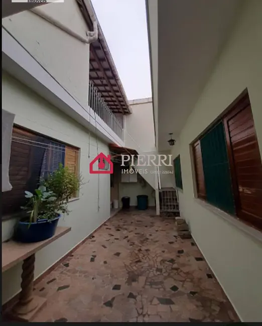 Foto 4 de Casa com 4 quartos à venda, 200m2 em Vila Zat, São Paulo - SP