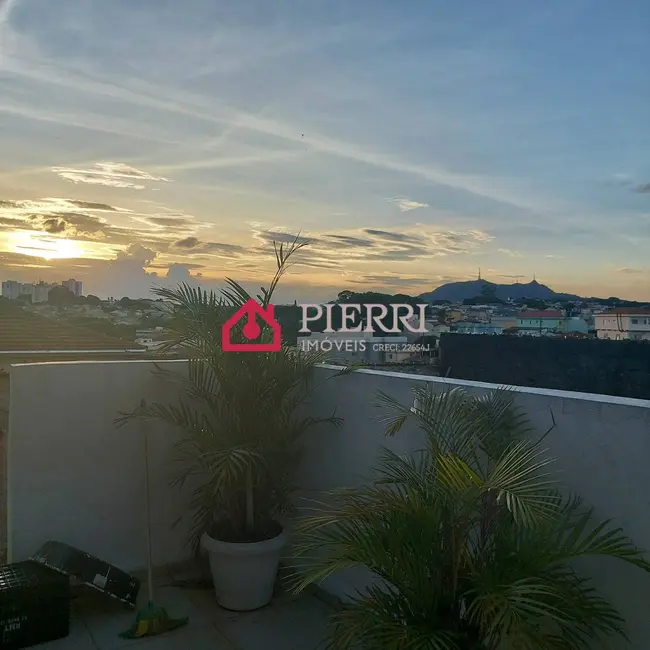 Foto 3 de Casa com 2 quartos à venda, 300m2 em Vila Zat, São Paulo - SP