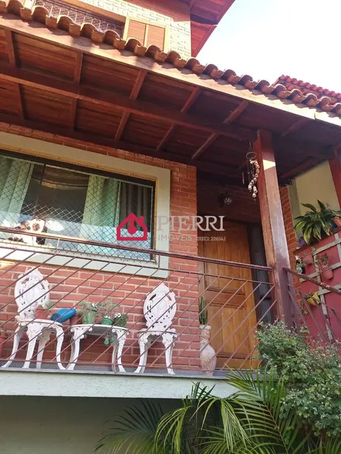Sobrado com 4 quartos à venda, 184m2 em Jardim Regina, São Paulo - SP - imagem 4 Foto 4 de Sobrado com 4 quartos à venda, 184m2 em Jardim Regina, São Paulo - SP