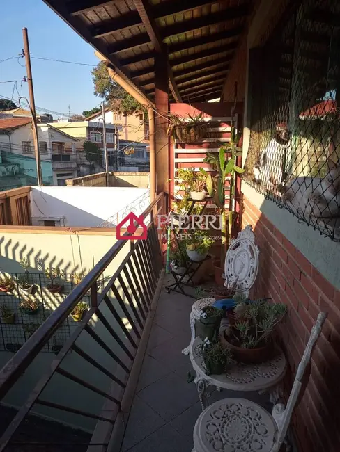 Sobrado com 4 quartos à venda, 184m2 em Jardim Regina, São Paulo - SP - imagem 3 Foto 3 de Sobrado com 4 quartos à venda, 184m2 em Jardim Regina, São Paulo - SP