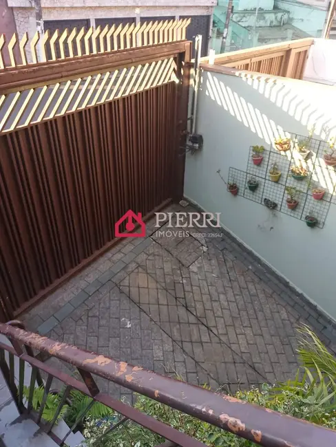 Sobrado com 4 quartos à venda, 184m2 em Jardim Regina, São Paulo - SP - imagem 5 Foto 5 de Sobrado com 4 quartos à venda, 184m2 em Jardim Regina, São Paulo - SP