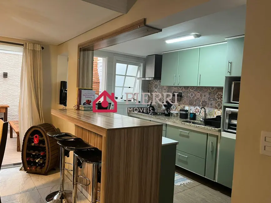 Casa de Condomínio com 3 quartos à venda, 213m2 em Parque São Domingos, São Paulo - SP - imagem 5 Foto 5 de Casa de Condomínio com 3 quartos à venda, 213m2 em Parque São Domingos, São Paulo - SP