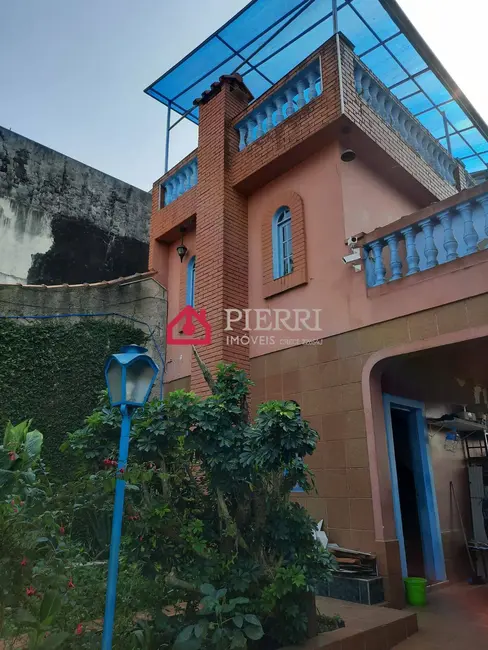 Foto 2 de Casa com 3 quartos à venda, 250m2 em Jaraguá, São Paulo - SP