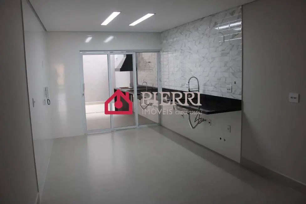 Sobrado com 3 quartos à venda, 160m2 em Jardim Regina, São Paulo - SP - imagem 3 Foto 3 de Sobrado com 3 quartos à venda, 160m2 em Jardim Regina, São Paulo - SP