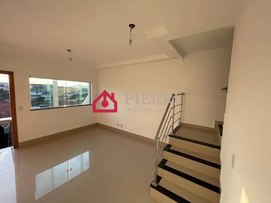 Foto 1 de Sobrado com 2 quartos à venda, 110m2 em Jardim Mangalot, São Paulo - SP