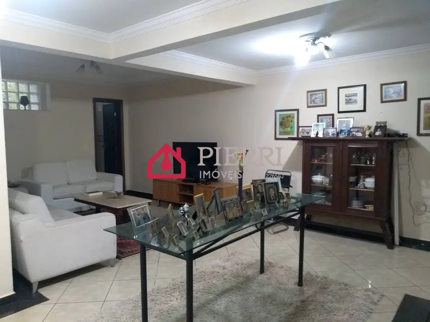 Sobrado com 3 quartos à venda, 200m2 em Jardim Mangalot, São Paulo - SP - imagem 5 Foto 5 de Sobrado com 3 quartos à venda, 200m2 em Jardim Mangalot, São Paulo - SP