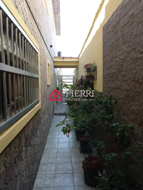 Casa com 3 quartos à venda, 125m2 em Parque Anhangüera (São Domingos), São Paulo - SP - imagem 3 Foto 3 de Casa com 3 quartos à venda, 125m2 em Parque Anhangüera (São Domingos), São Paulo - SP