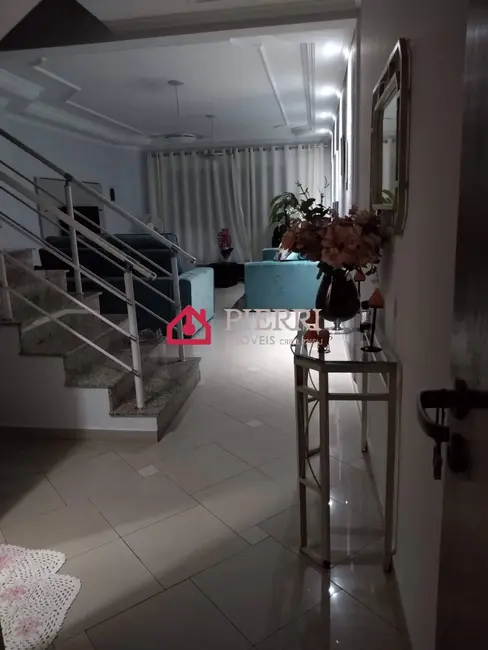 Sobrado com 4 quartos à venda, 180m2 em Vila Pereira Barreto, São Paulo - SP - imagem 5 Foto 5 de Sobrado com 4 quartos à venda, 180m2 em Vila Pereira Barreto, São Paulo - SP