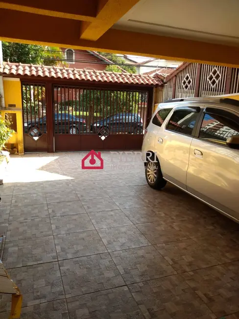 Sobrado com 4 quartos à venda, 180m2 em Vila Pereira Barreto, São Paulo - SP - imagem 3 Foto 3 de Sobrado com 4 quartos à venda, 180m2 em Vila Pereira Barreto, São Paulo - SP