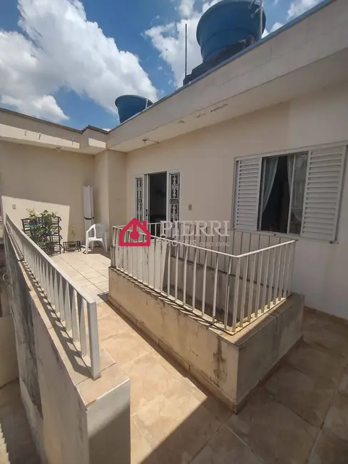 Foto 2 de Casa com 5 quartos à venda, 220m2 em Vila Guedes, São Paulo - SP