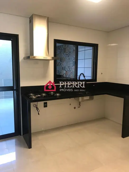 Foto 3 de Casa com 3 quartos à venda, 230m2 em Parque São Domingos, São Paulo - SP