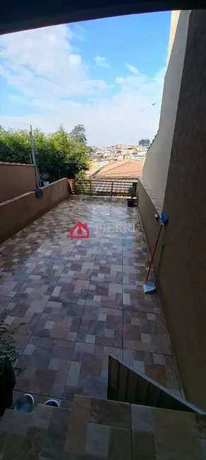 Casa com 4 quartos à venda, 210m2 em Jardim Taipas, São Paulo - SP - imagem 2 Foto 2 de Casa com 4 quartos à venda, 210m2 em Jardim Taipas, São Paulo - SP