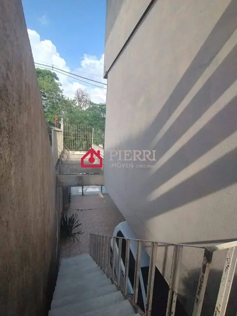 Foto 6 de Casa com 3 quartos à venda, 200m2 em Jardim Mangalot, São Paulo - SP