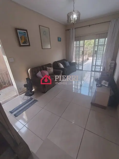 Foto 7 de Casa com 3 quartos à venda, 200m2 em Jardim Mangalot, São Paulo - SP