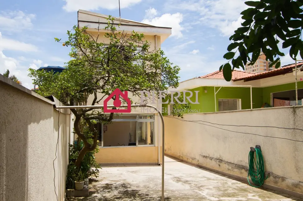 Sobrado com 3 quartos à venda, 297m2 em Parque São Domingos, São Paulo - SP - imagem 2 Foto 2 de Sobrado com 3 quartos à venda, 297m2 em Parque São Domingos, São Paulo - SP