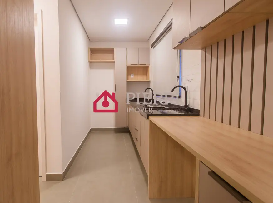 Foto 2 de Sala Comercial com 1 quarto à venda, 190m2 em Parque São Domingos, São Paulo - SP