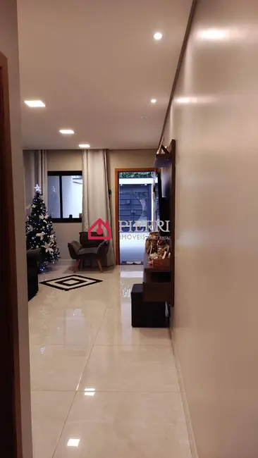 Sobrado com 3 quartos à venda em Parque São Domingos, São Paulo - SP - imagem 9 Foto 9 de Sobrado com 3 quartos à venda em Parque São Domingos, São Paulo - SP