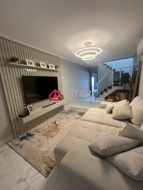 Foto 2 de Casa à venda, 165m2 em Parque São Domingos, São Paulo - SP