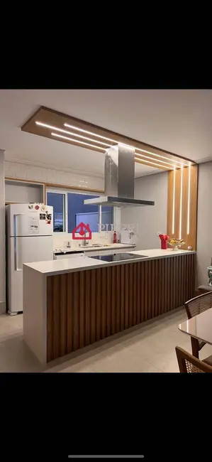 Sobrado com 3 quartos para alugar, 200m2 em Parque São Domingos, São Paulo - SP - imagem 8 Foto 8 de Sobrado com 3 quartos para alugar, 200m2 em Parque São Domingos, São Paulo - SP